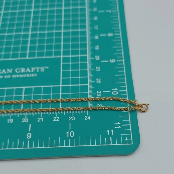 Avon Gold Cameo Pendant Necklace And Pin - Picture 8 of 11